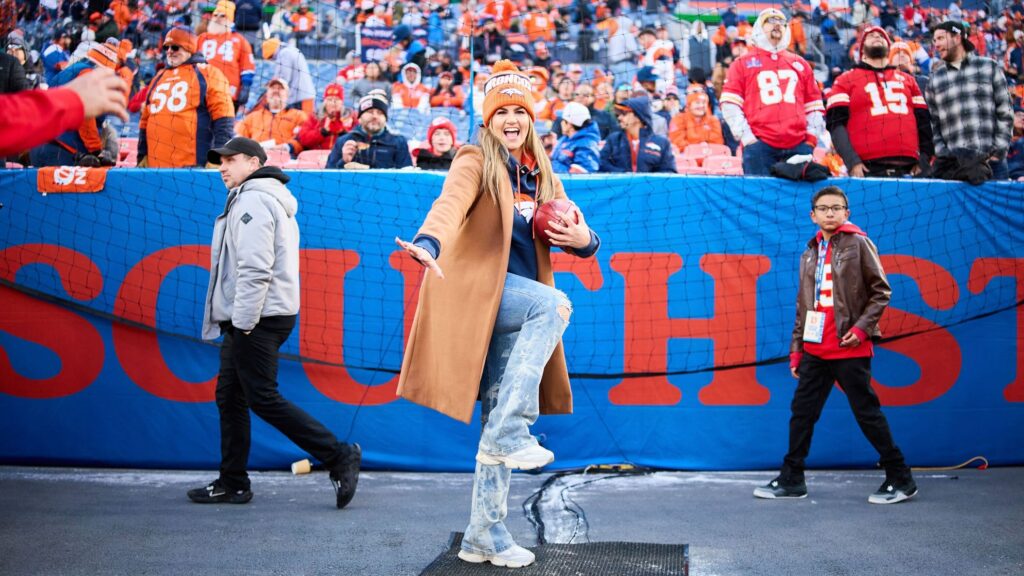 JennaBandy | Muse by Clios