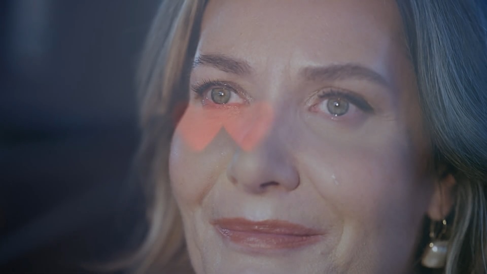 Citroën = Love. Cue the '80s Music-Video Montage