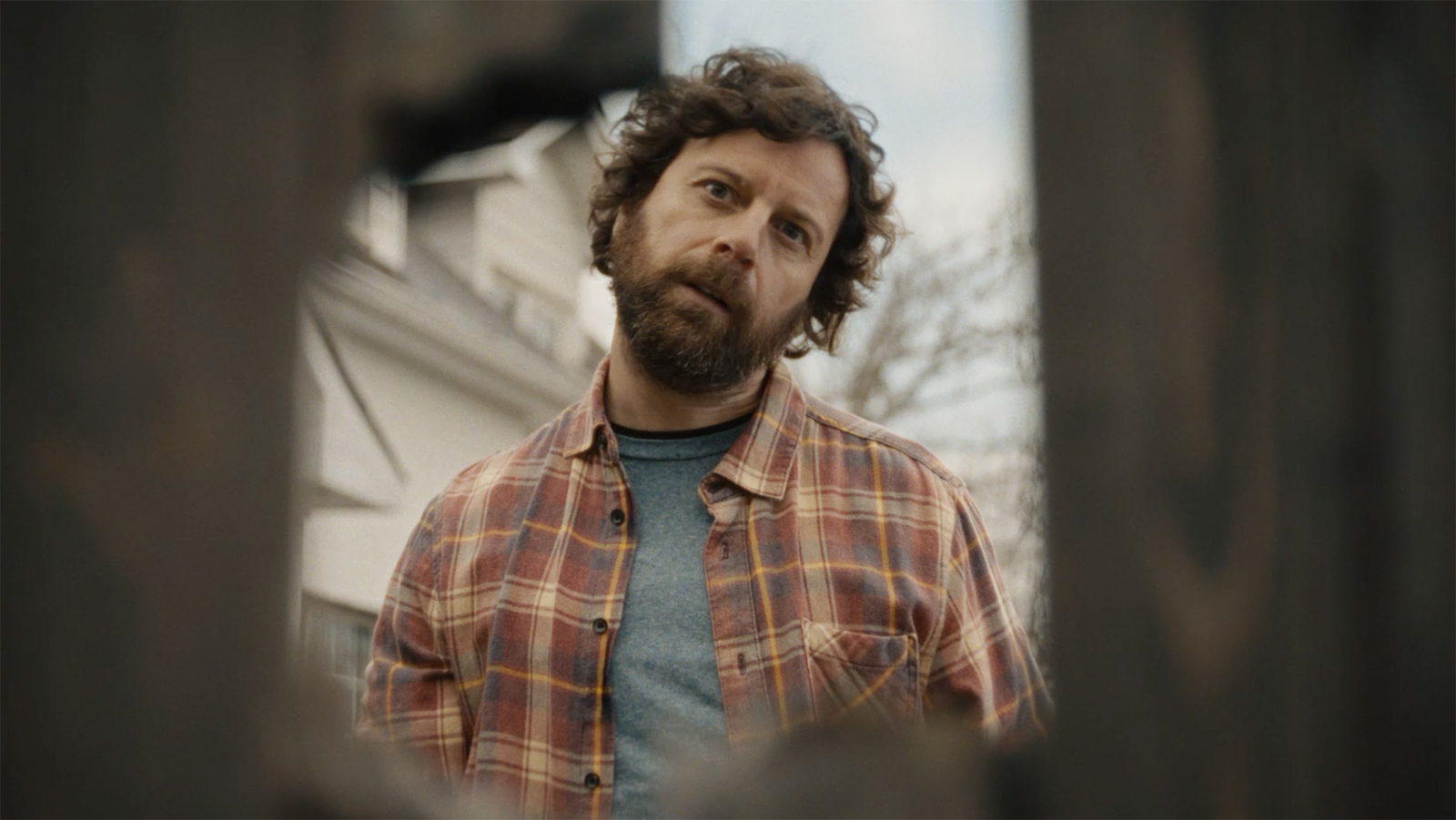 Time to Get Cracking on DIY With Help From Rona and a Survivor Classic Image