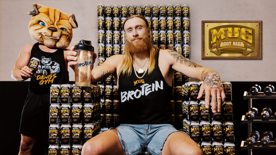 Dirty Brotein: George Kittle Gets Pumped With Mug Root Beer