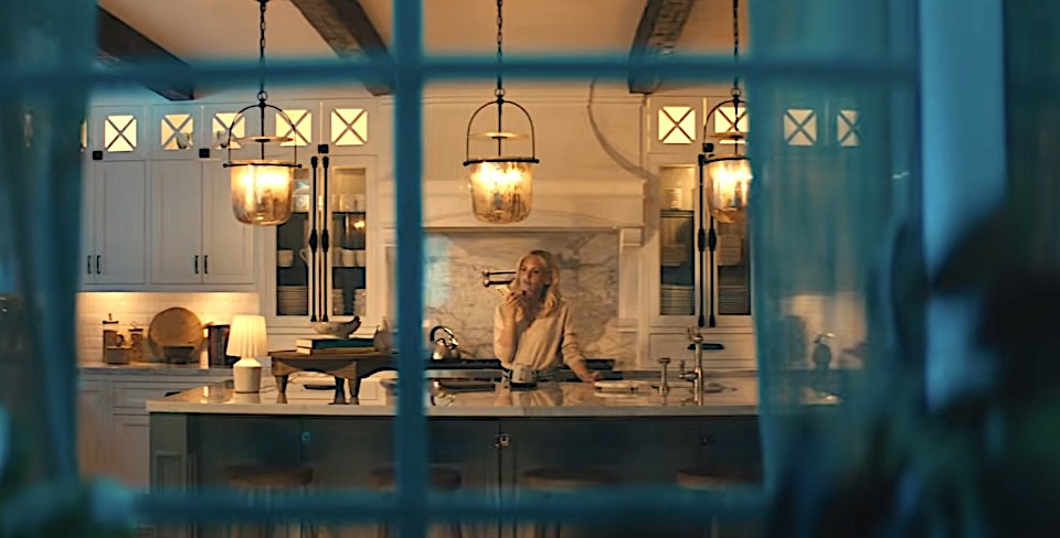 Halloween II: Sarah Michelle Gellar Spoofs 'Scream'—and More Great Spooky Season Spots