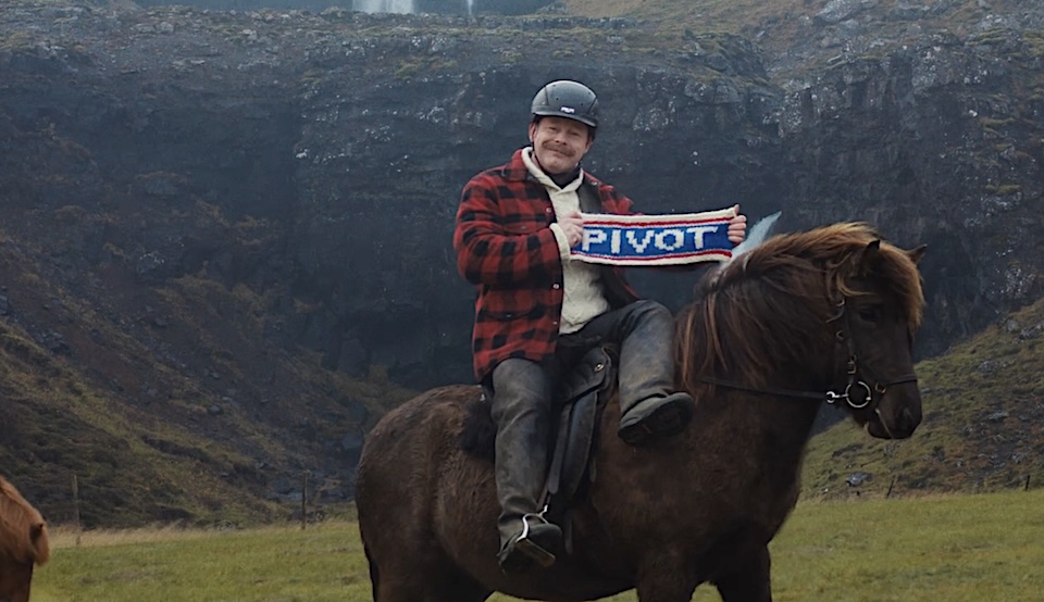 Who Needs AI Notetakers? Visit Iceland Offers 'Knittakers' Instead